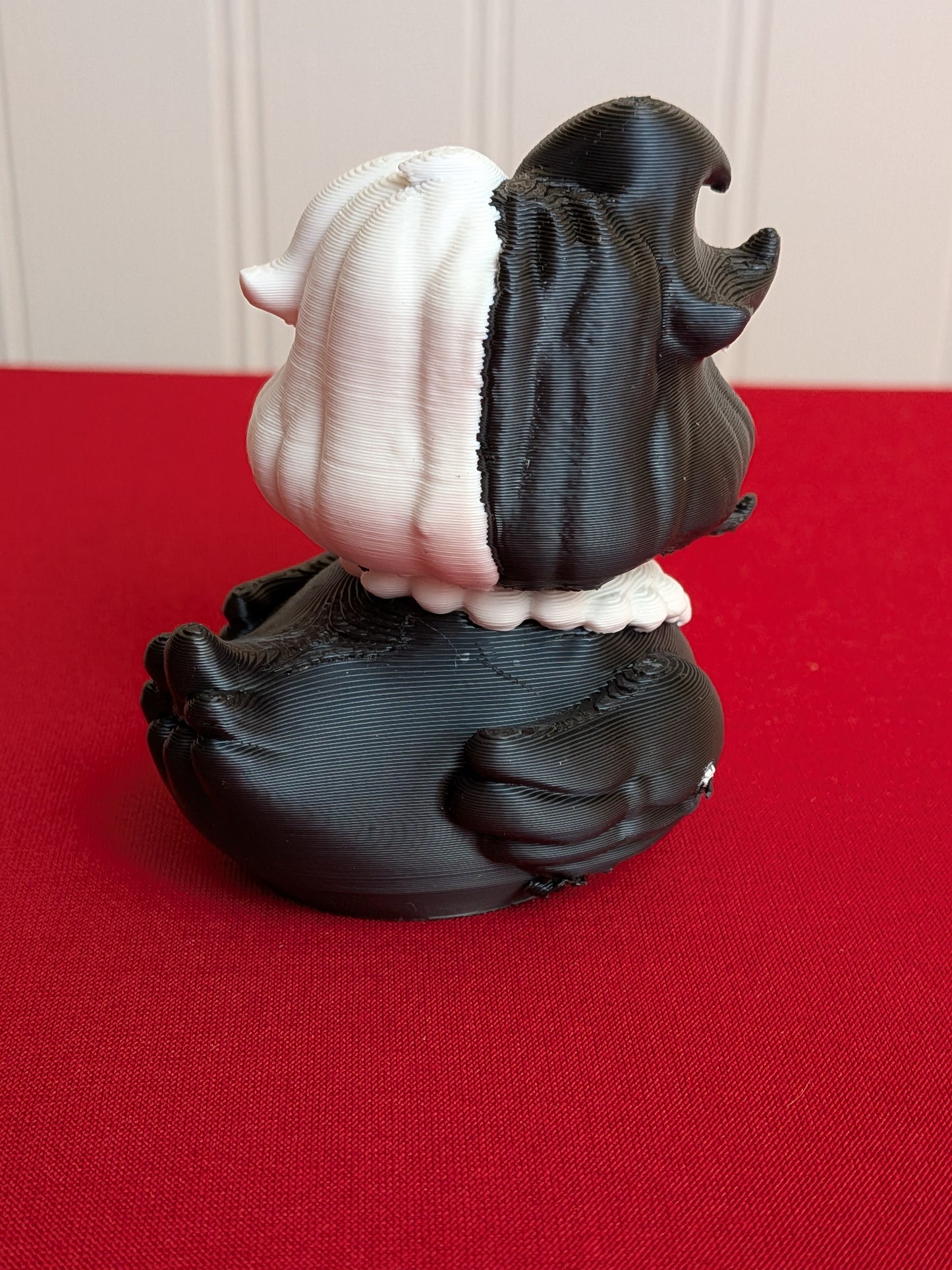 🖤 Cruella Deville Duck – 3D Printed Fashion Villain Duck Collectible 🦆